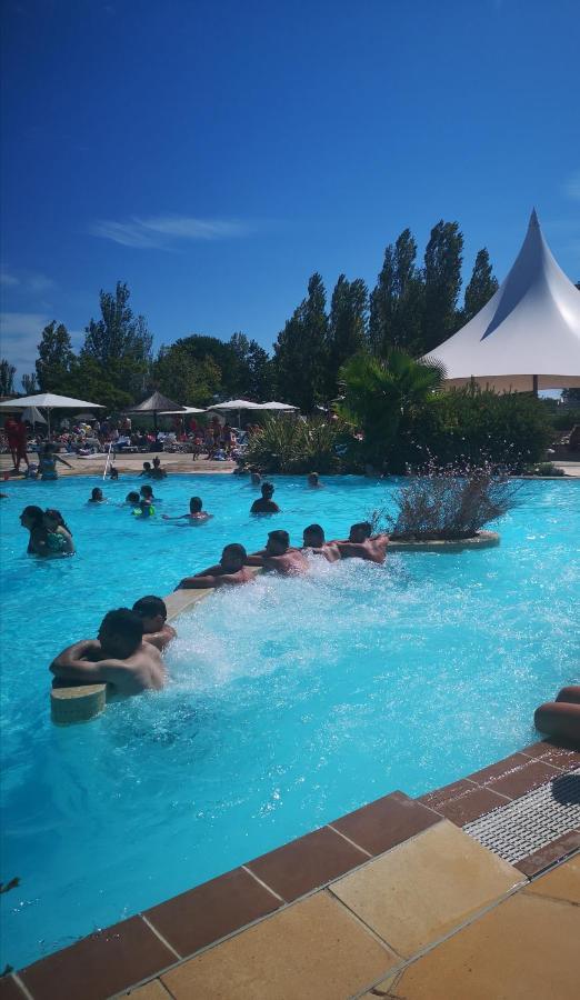 Camping La Carabasse Vias-Plage-T4 Climatise,Tout Confort, Emplacement Calme ! Экстерьер фото