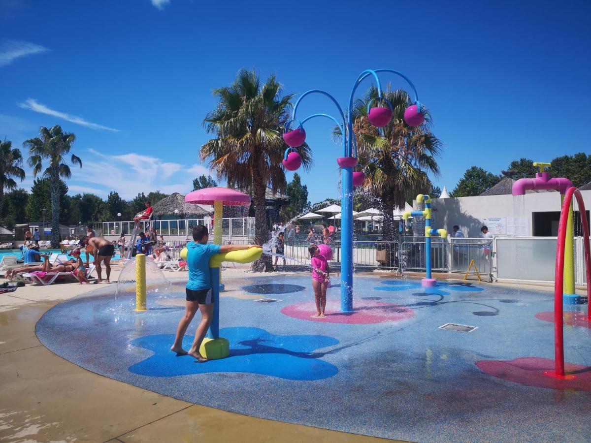 Camping La Carabasse Vias-Plage-T4 Climatise,Tout Confort, Emplacement Calme ! Экстерьер фото